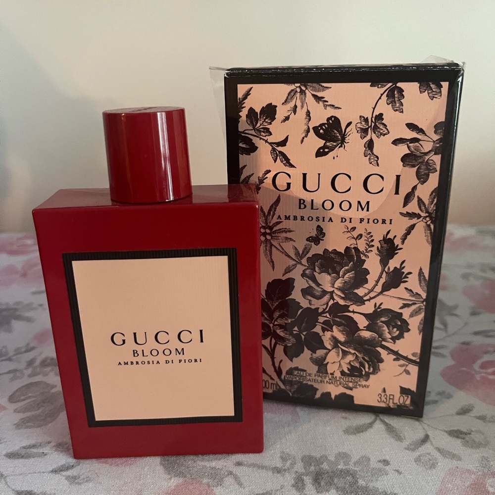 Gucci Bloom perfume